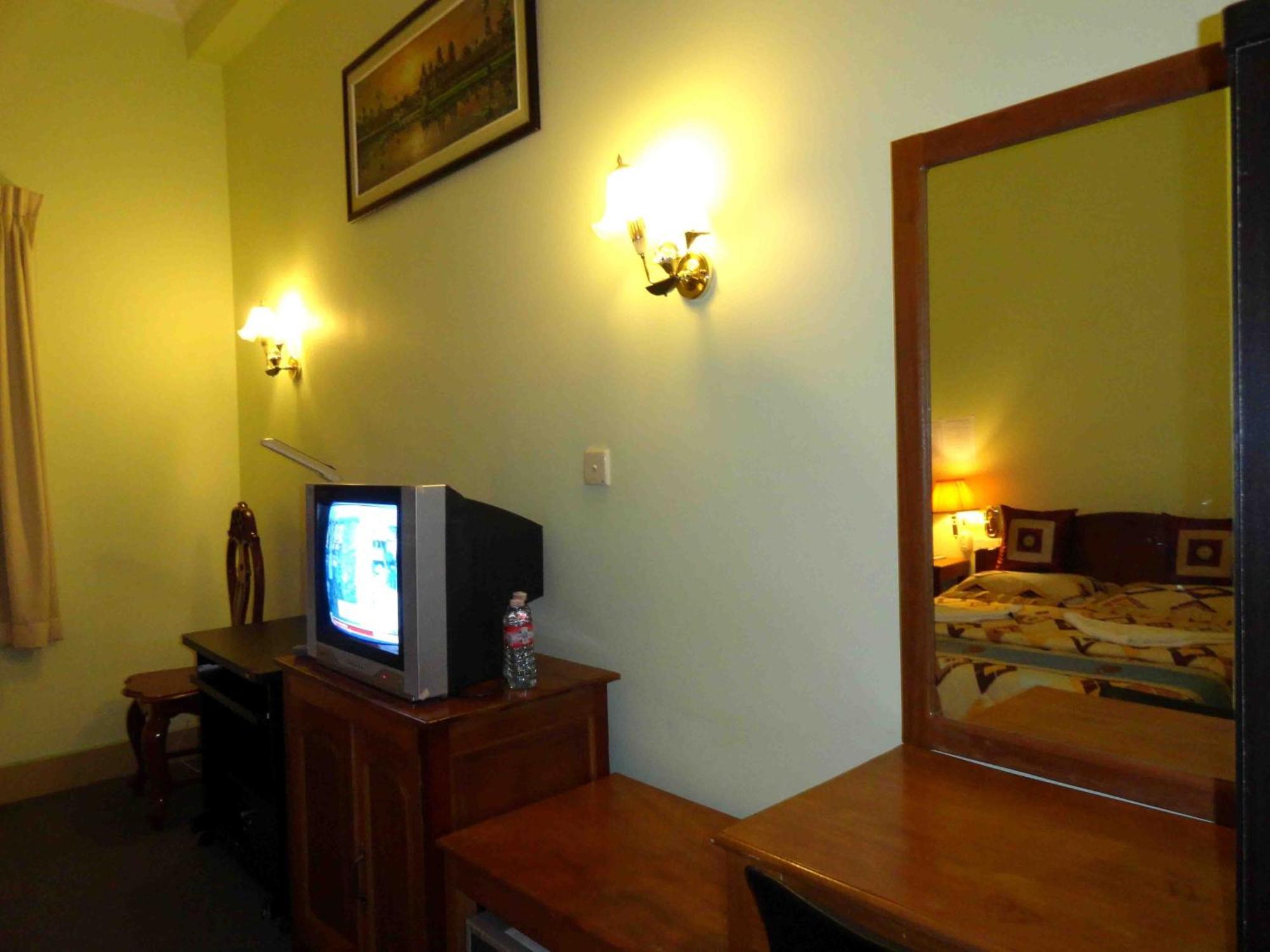 Green Park Village Guesthouse Сіємреап Екстер'єр фото